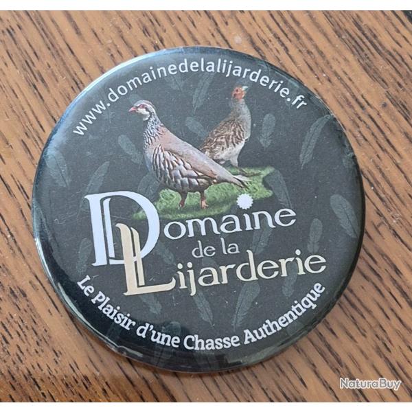 Pin's , broche , chasse , domaine de la lijarderie