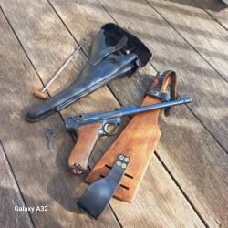 Luger P08 Artillerie 1917 et son &eacute;tui crosse au num&eacute;ro