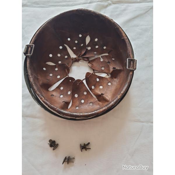 Int�rieur 64  de casque + 3 rivets WW2 ( tout est ORIGINAL)