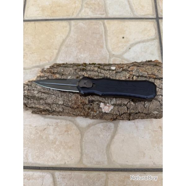 Couteau OTF Pirhana