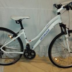 V&eacute;lo Femme Sp&eacute;cialized Sport Ariel En tr&egrave;s bon &eacute;tat