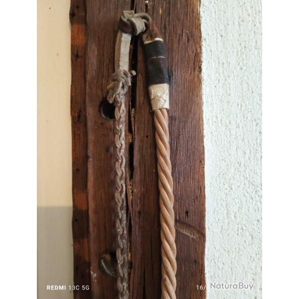 Fouet manche bois brut tress�