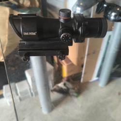 ACOG 4x32 strike systems