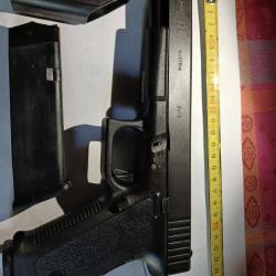 Vend glock 17L 9x19mm 1993 tr&egrave;s bon etat