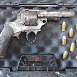 Revolver mod&egrave;le 1873 de la manufacture d armes de Saint &Eacute;tienne  - XIX&egrave;me si&egrave;cle France