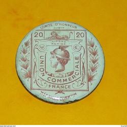 MEDAILLE COMMEMORATIVE COMITE D'HONNEUR UNION COMMERCIALE FRANCE ,   ETAT&nbsp; VOIR PHOTOS .POUR TOUT RE