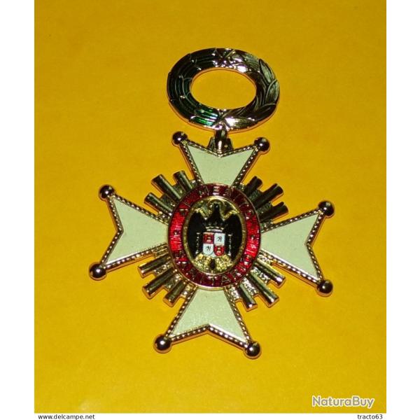 MEDAILLE ESPAGNE 1943� EN REPRODUCTION NUMEROTEE DE FABRICATION ALLEMANDE AVEC FICHE , BON ETAT VOIS