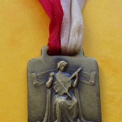 MEDAILLE EXPOSITION INTERNATIONALE DE LA MUSIQUE GENEVE  1927  ETAT&nbsp; VOIR PHOTOS .POUR TOUT RENSEIGN