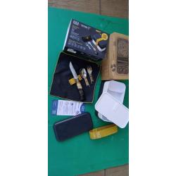 OPINEL :  KIT REPAS NOMADE MONBENTO & OPINEL  .  JAMAIS UTILISE  .