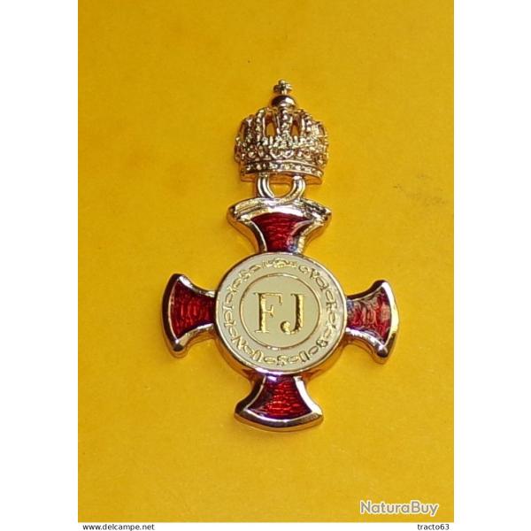 MEDAILLE KAISER FRANZ JOSEPH I. EN REPRODUCTION NUMEROTEE DE FABRICATION ALLEMANDE AVEC FICHE , BON