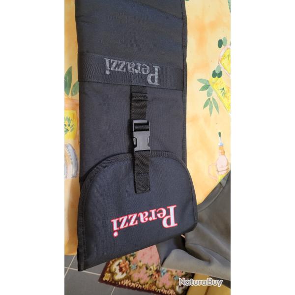 Fourreau perrazi.