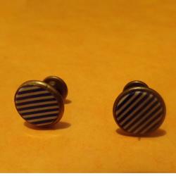 PAIRE DE BOUTONS DE MANCHETTES DE L'ECOLE MILITAIRE DE SAINT CYR&nbsp;TYPE 2 , BON ETAT VOIR PHOTO .