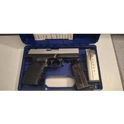 Pistolet Smith et Wesson Sigma SW9V