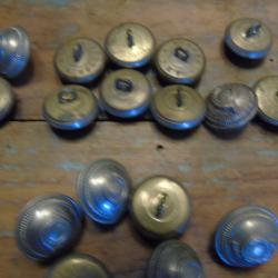 boutons de v&egrave;nerie