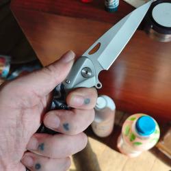 Vends edc neuf , liner lock, 21 cm ouvert, marque Horla neuf, bckspacer, centrage de lame , flipper.