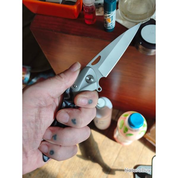 Vends edc neuf , liner lock, 21 cm ouvert, marque Horla neuf, bckspacer, centrage de lame , flipper.