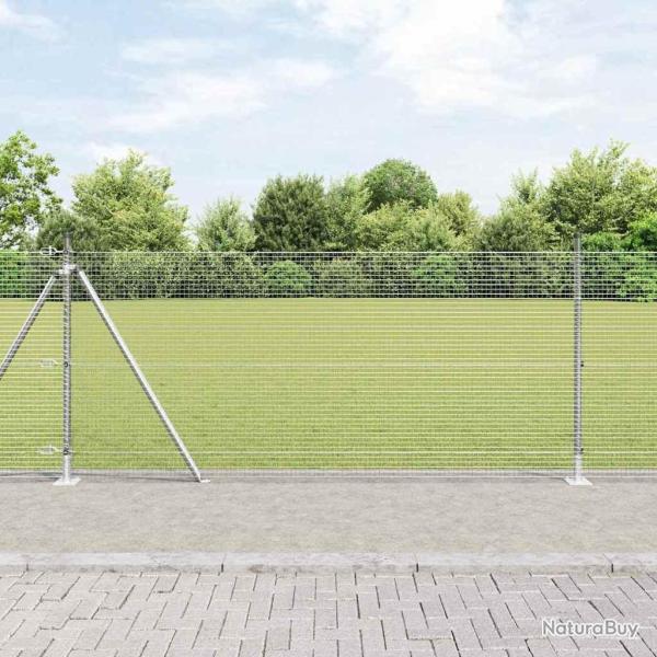 Cl�ture en fil soud� avec base en b�ton 10 x 0,8 m Argent�