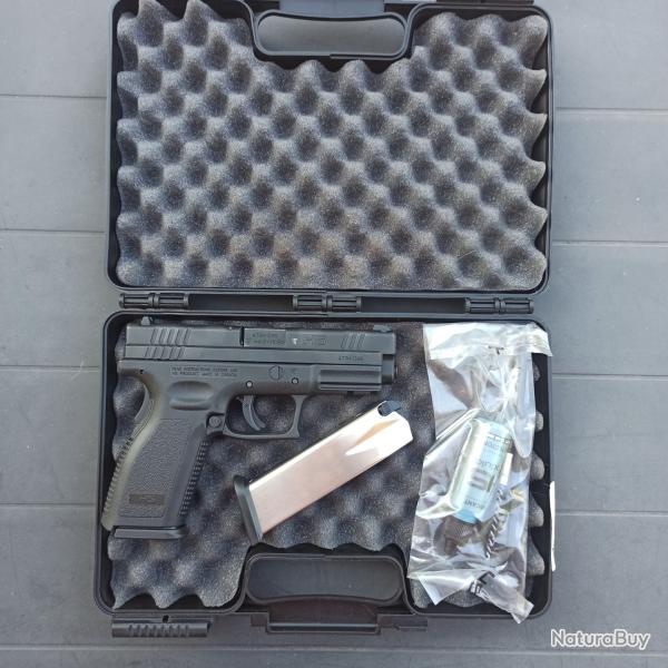 Pistolet HS Produkt mod�le HS 9 - calibre 9x19 - complet et en coffret