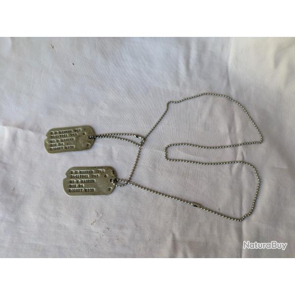 WW2 US 2 PLAQUES MILITAIRES D'IDENTIT�S T43 / T44 AM�RICAINES EN M�TAL AVEC SA CHA�NE R�F�RENC�E G.I
