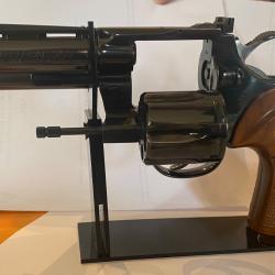 COLT PYTHON 357 MAGNUM