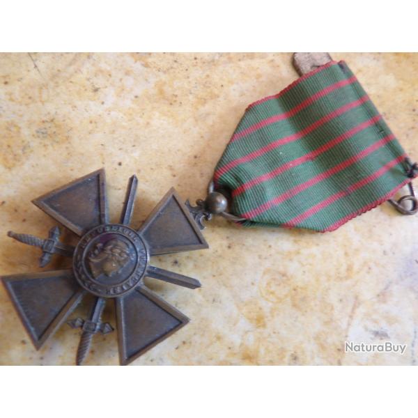 m�daille croix de guerre 1914 1918 ww1 premi�re guerre dat�e 1915 14 18 grosse �pingle oxyd�e +rare