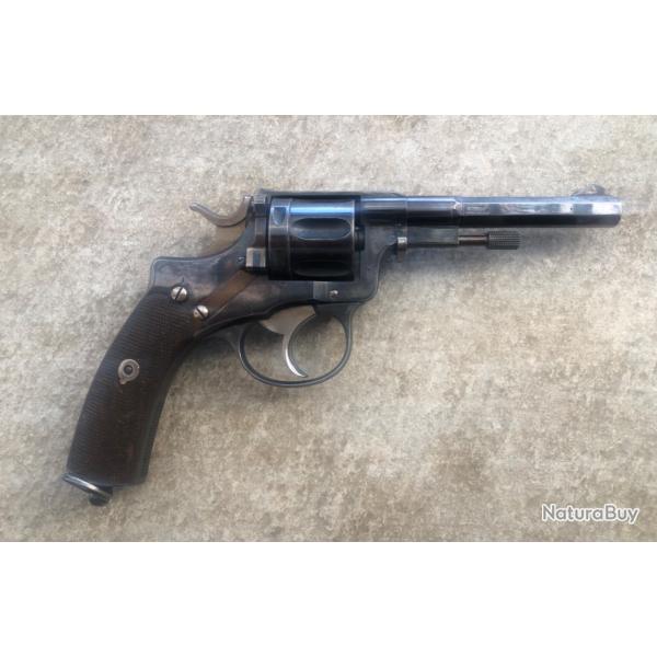 BEAU REVOLVER SU�DOIS CAL 7,5 MOD 1887
