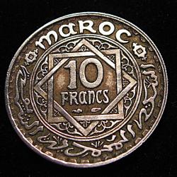 Maroc piece de 10 francs de 1947(empire cherifien 7 grs )diametre 26 mm