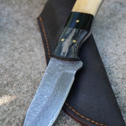 Skinner Couteau Damas Lame 256 Couches Lame Drop Point Manche Os/Bois Fabr Artisan Etui Simili CuirC