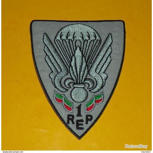 TISSU PATCH : LEGION 1er REGIMENT ETRANGER DE PARACHUTISTES�� , DIAMETRE 9�CM , BON ETAT VOIR PHOTOS
