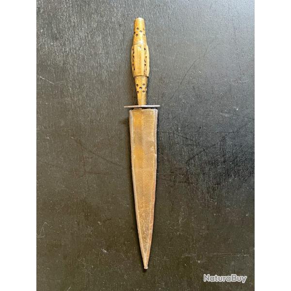 ANCIEN BELLE DAGUE EUROPEENNE TRES DECOREE, ESPAGNOLE, ITALIENNE, CORSE