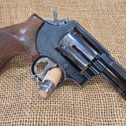 Revolver smith et wesson 13 cal  357 magnum 38 sp&eacute;cial super &eacute;tat occasion garantie 2 ans