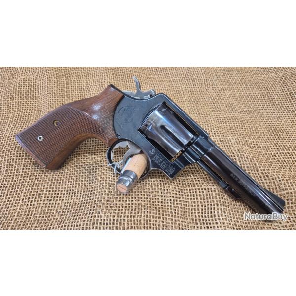 Revolver smith et wesson 13 cal  357 magnum 38 sp�cial super �tat occasion garantie 2 ans