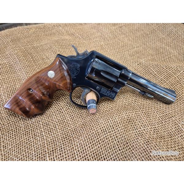 Revolver smith et wesson 13 2 cal  357 magnum 38 sp�cial super �tat occasion garantie 2 ans