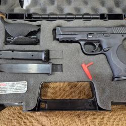 Pistolet smith et wesson MP 9 super &eacute;tat.