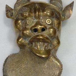 ANCIEN MASQUE TRIBAL ETHNIQUE EN LAITON  ART AFRICAIN