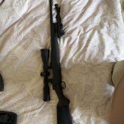 CARABINE MOSSBERG PATRIOT 308 win  avec lunette , bipieds chargeur 5 coups et mallette