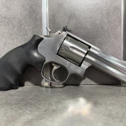 Revolver SMITH & WESSON Mod 686 Calibre 38 Sp&eacute;cial / 357 Magnum Canon 4"