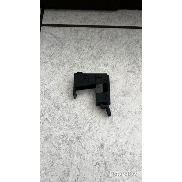 Adaptateur chargeur M4 vers chargeur MP5