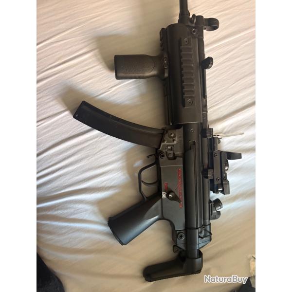 Mp5 airsoft ASG B&T avec quelque accessoires