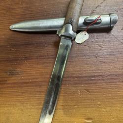 ba&iuml;onnette couteau italienne type 38. modifi&eacute;