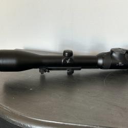 Lunette de tir Swarovski avec rail en parfaite &eacute;tat