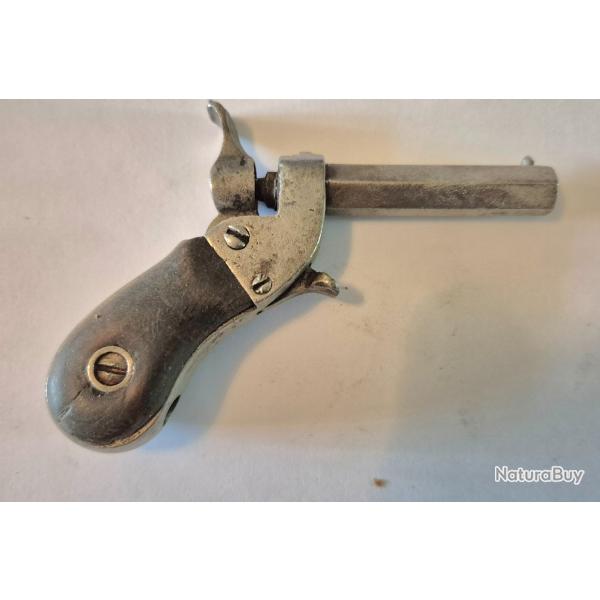Pistolet tr�s rare � percussion de gousset ou de manchon. Bel �tat d'�poque. FONCTIONNEL 9. CM.