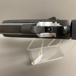 SPRINGFIELD ARMORY Mod&egrave;le 1911-A1 cal 45 Hausse r&eacute;glable livr&eacute; avec 3 chargeurs