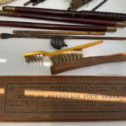 N&eacute;cessaire de nettoyage arme vintage