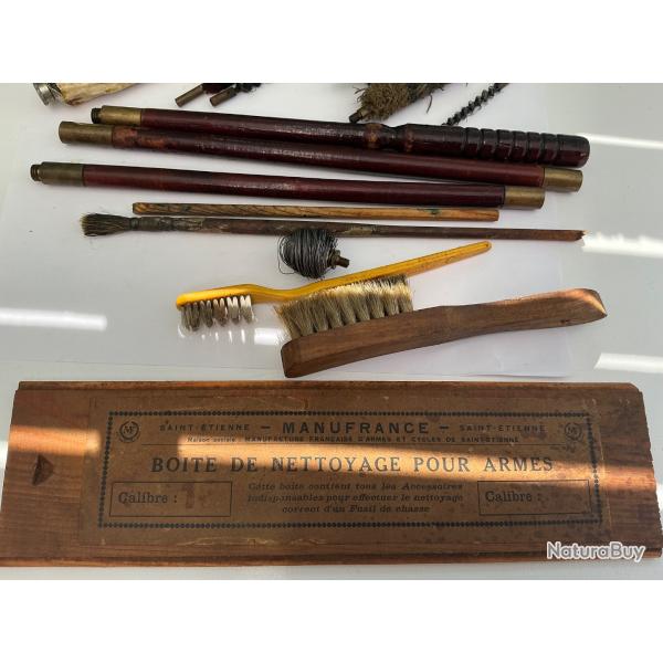 N�cessaire de nettoyage arme vintage