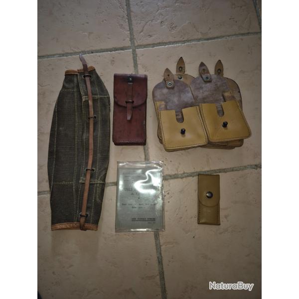 Equipement soldat france, cuir fauve.