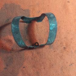 Support de fixation d&eacute;broussailleuse Robin NB04 p&egrave;se 85gr