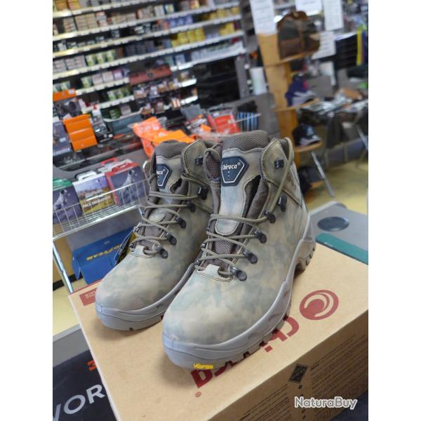 Chaussures CHIRUCA Cares 31 Gore Tex, Camo, Neuves, D�stockage