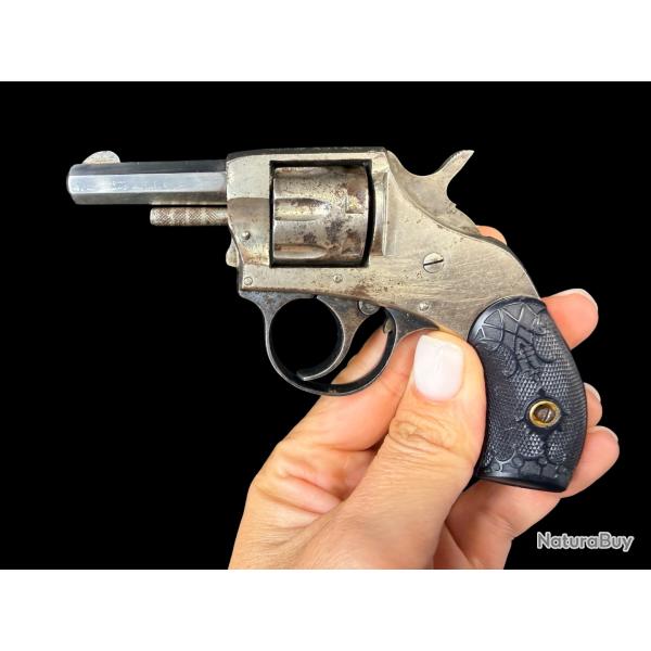 H&R YOUNG AMERICA DOUBLE ACTION FIRST MODEL cal. 22 short num�ro 355251