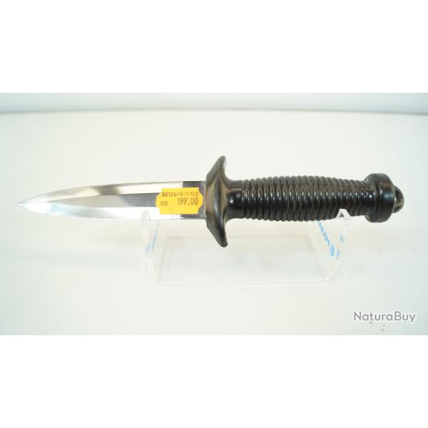 lots de couteau chasse peche survie pour ench�re 1� sans prix de r�serve